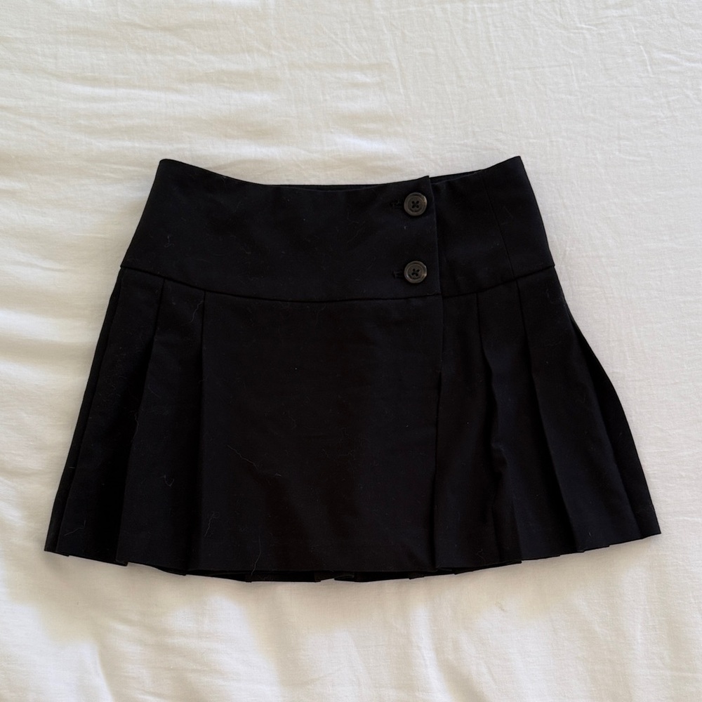 Aritzia Kitridge Pleated Skirt